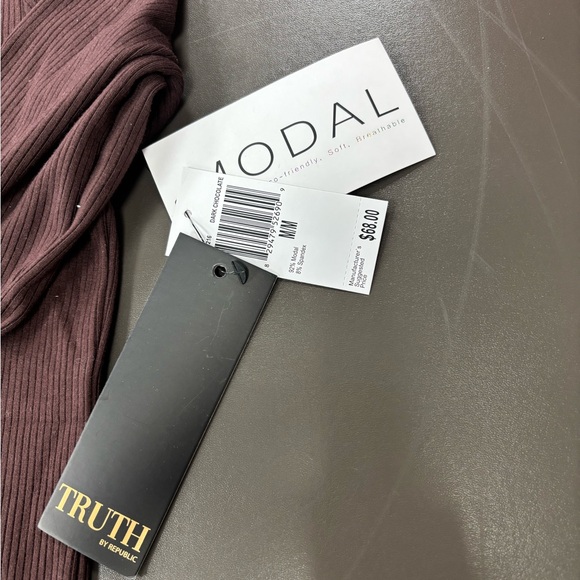 Moda Women's Ribbed Long Sleeve Top - Brown - Picture 2 of 6